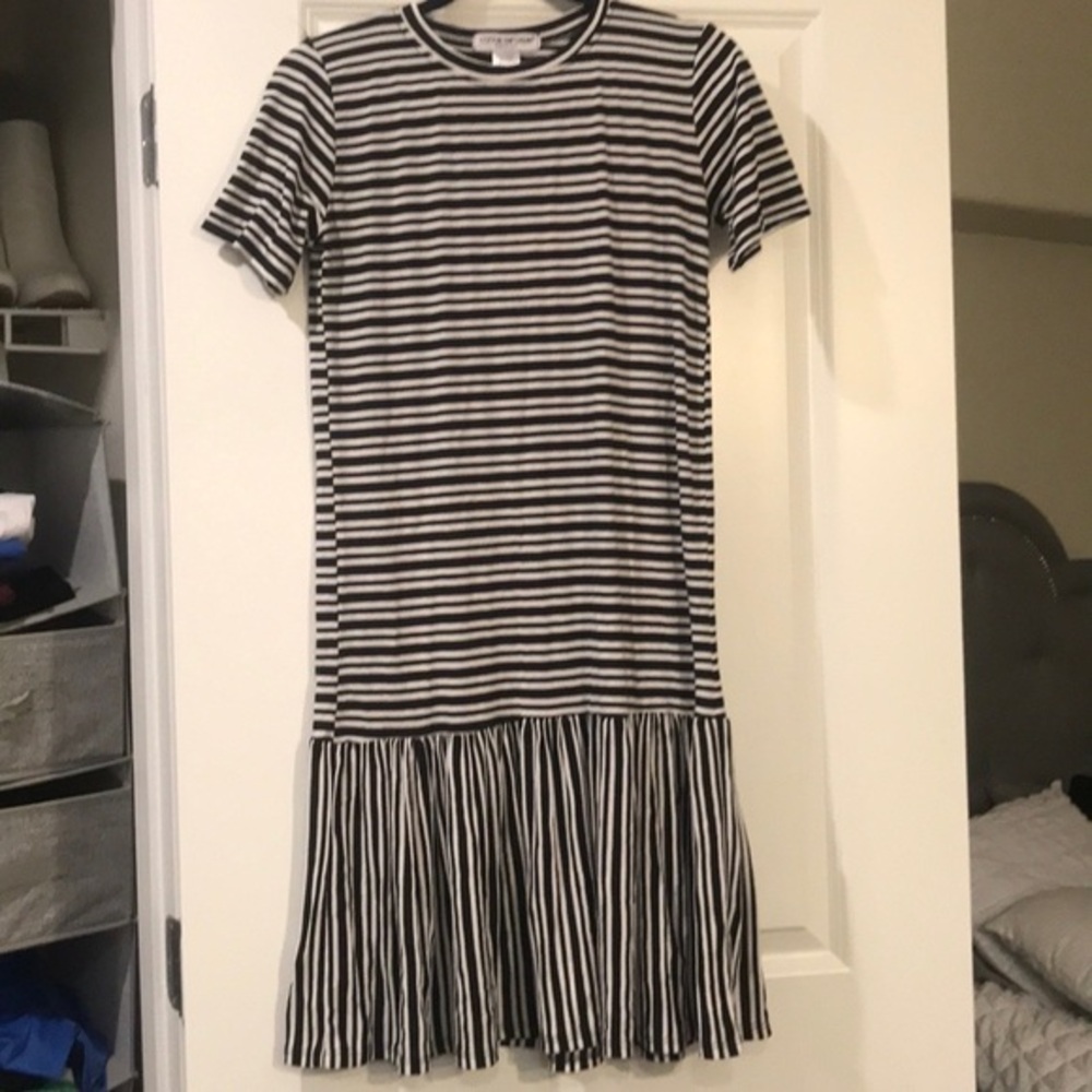 COTTON EMPORIUM STRIPED DRESS SIZE SMALL
